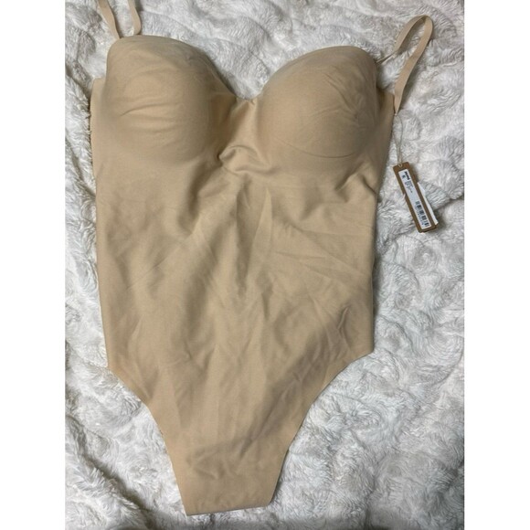 SKIMS Body Molded Underwire Thong Bodysuit | Sand | Size X-Large - Picture 4 of 7